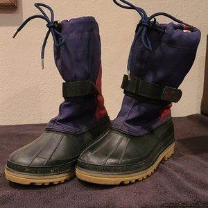 2 / $15 Kids snow boots